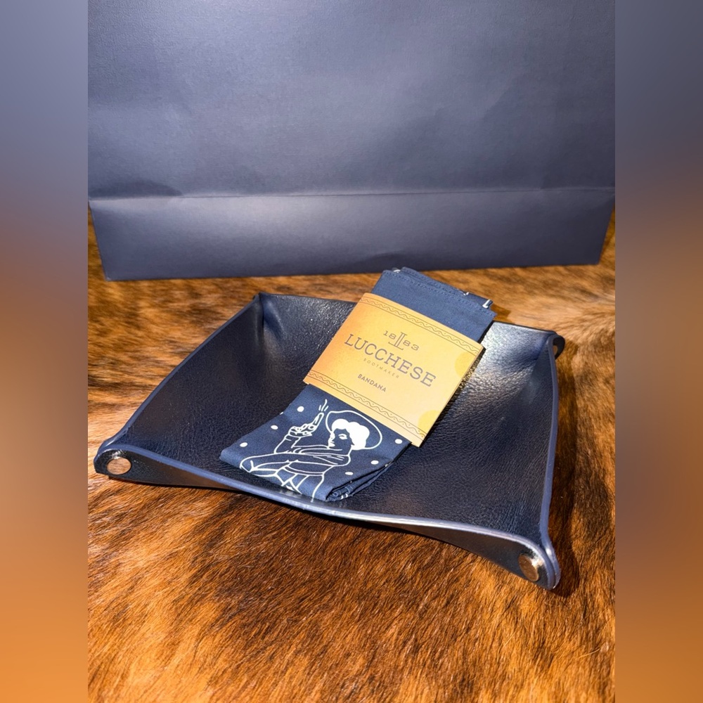 Lucchese Italian Leather Valet Tray + Bandana Bundle |$185 Retail